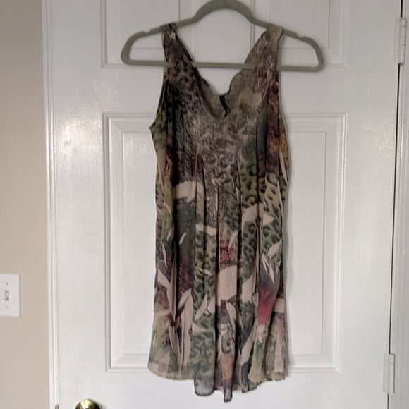 Summer Top - Picture 1 of 3